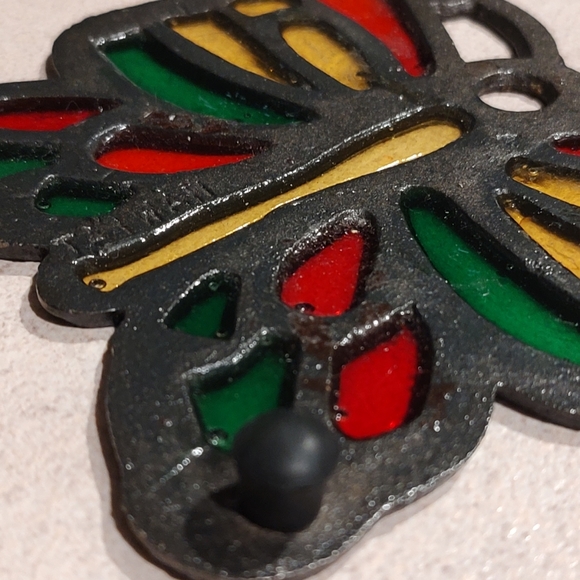 Add color to your table setting beautiful Cast Iron Butterfly Footed trivet - Picture 4 of 11